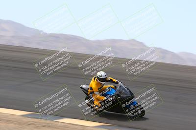 media/Apr-10-2022-SoCal Trackdays (Sun) [[f104b12566]]/Bowl (11am)/